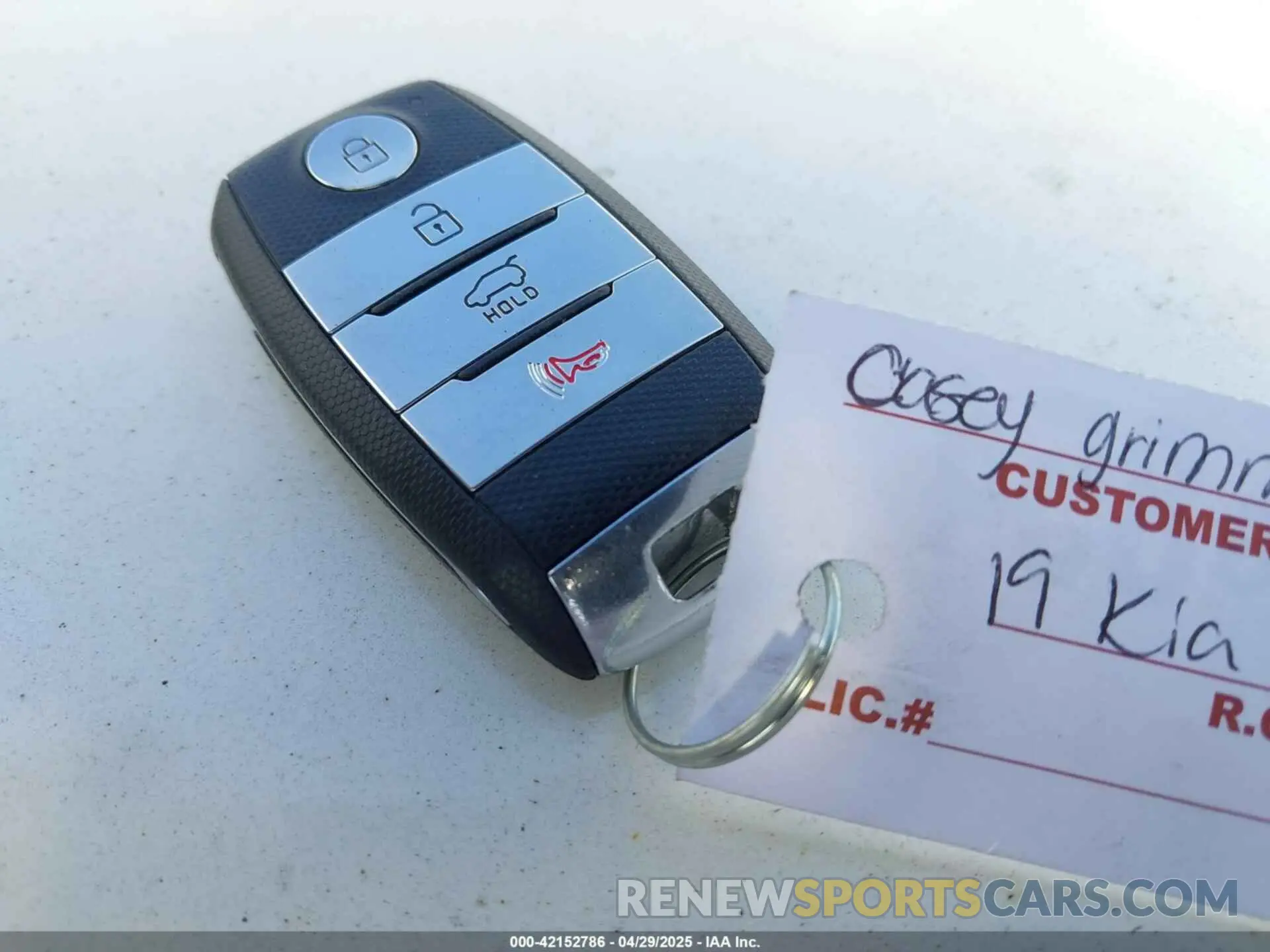11 fotografías del automóvil dañado KNDCB3LC1K5239853 KIA NIRO 2019