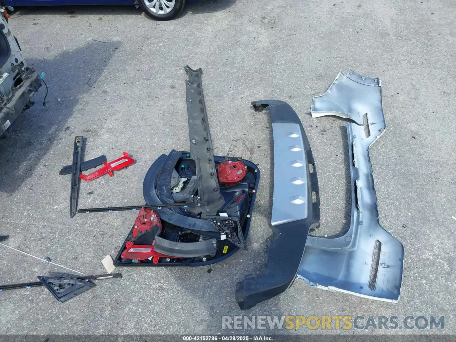 12 fotografías del automóvil dañado KNDCB3LC1K5239853 KIA NIRO 2019