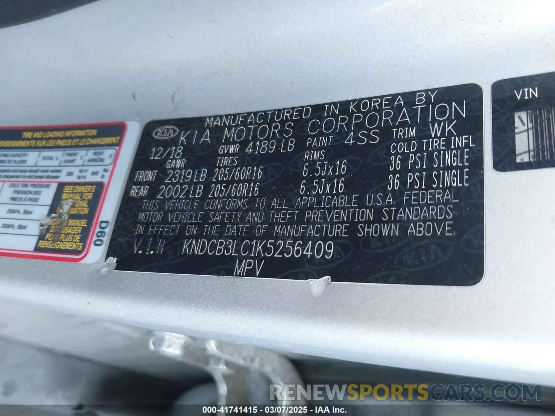 9 fotografías del automóvil dañado KNDCB3LC1K5256409 KIA NIRO 2019