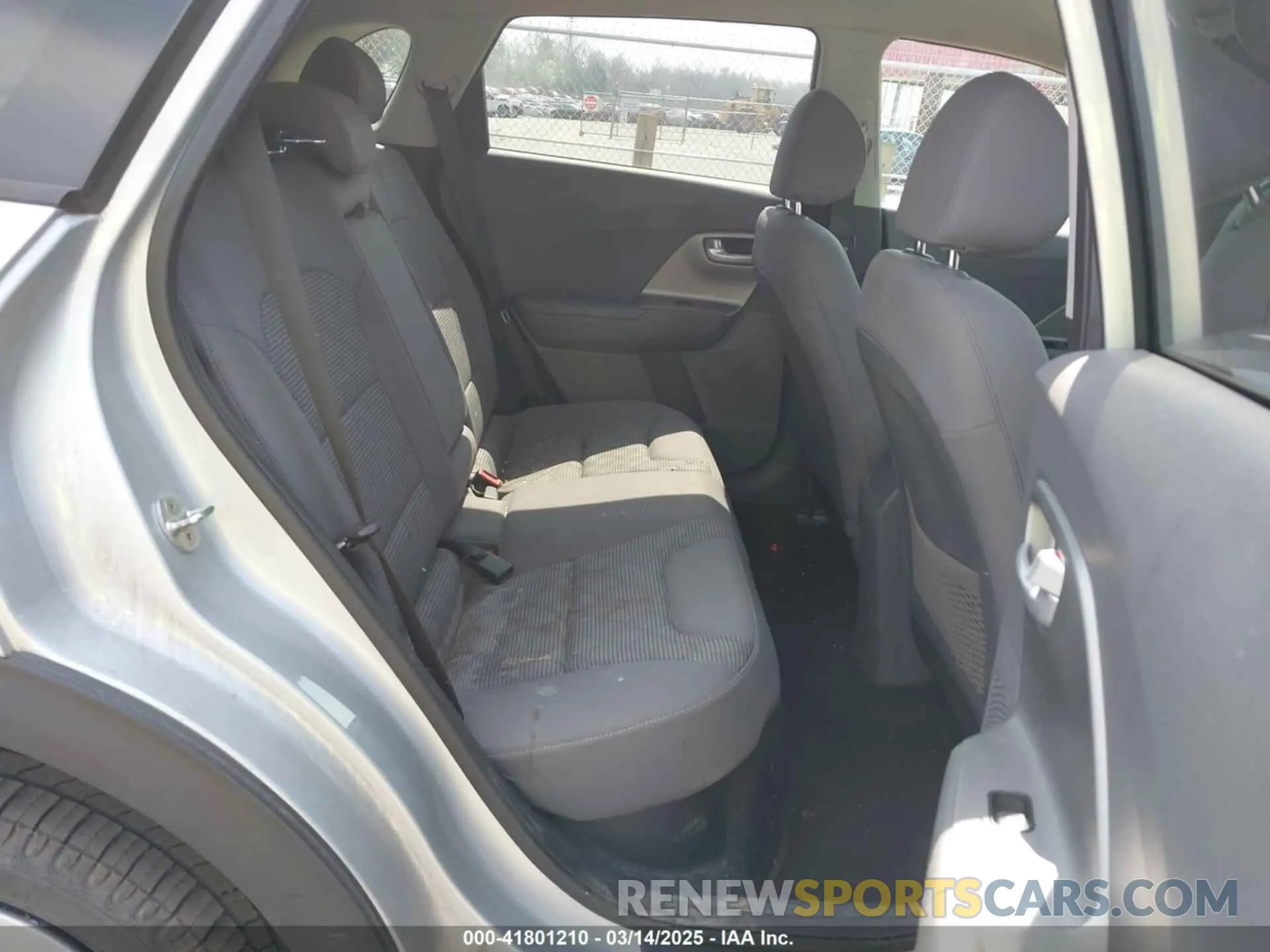 8 fotografías del automóvil dañado KNDCB3LC1K5262906 KIA NIRO 2019