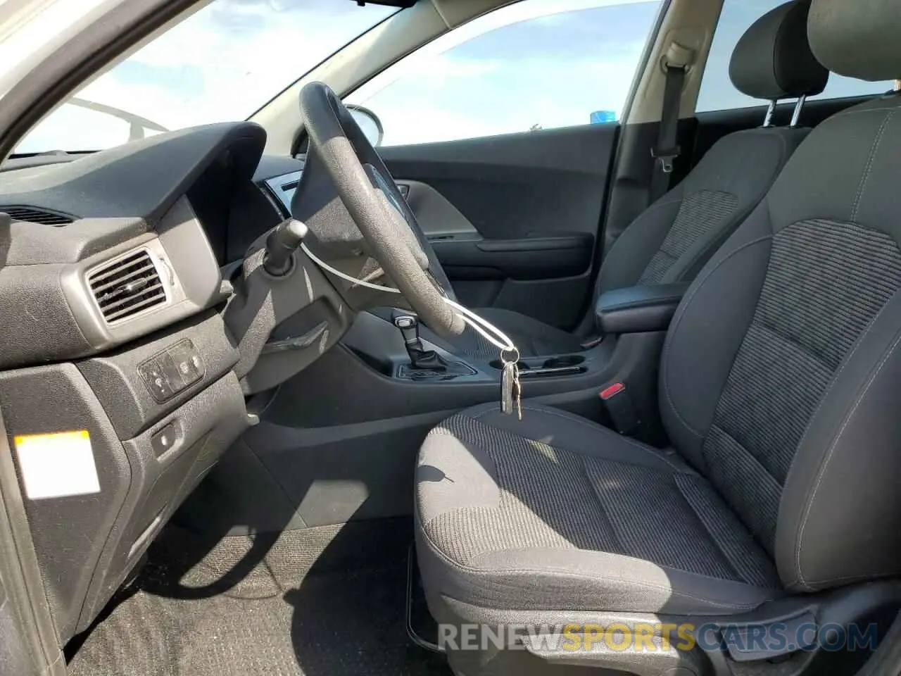 7 fotografías del automóvil dañado KNDCB3LC1K5266082 KIA NIRO 2019