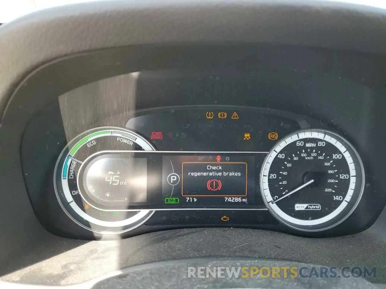 9 fotografías del automóvil dañado KNDCB3LC1K5266082 KIA NIRO 2019