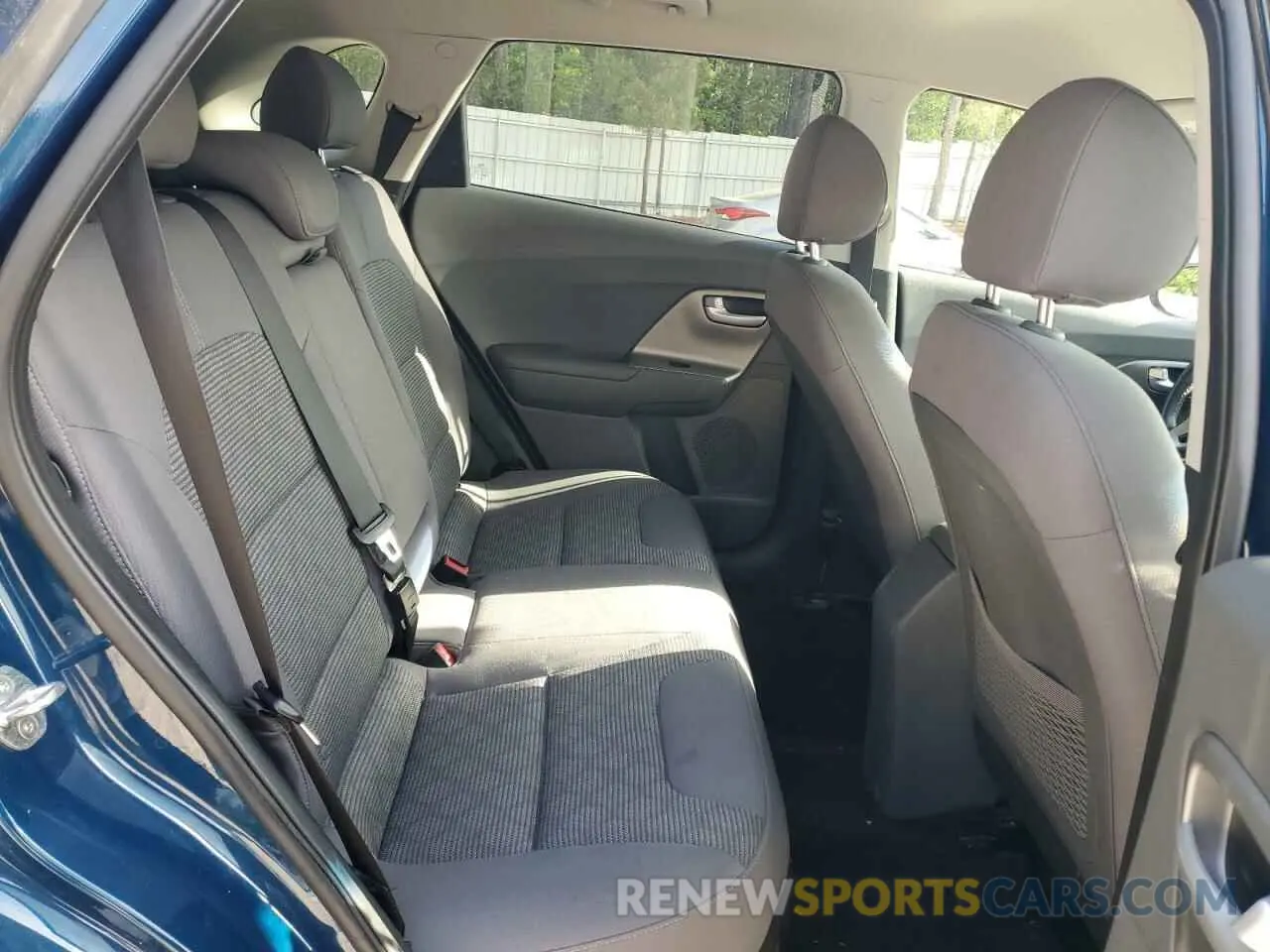 11 fotografías del automóvil dañado KNDCB3LC1K5296974 KIA NIRO 2019