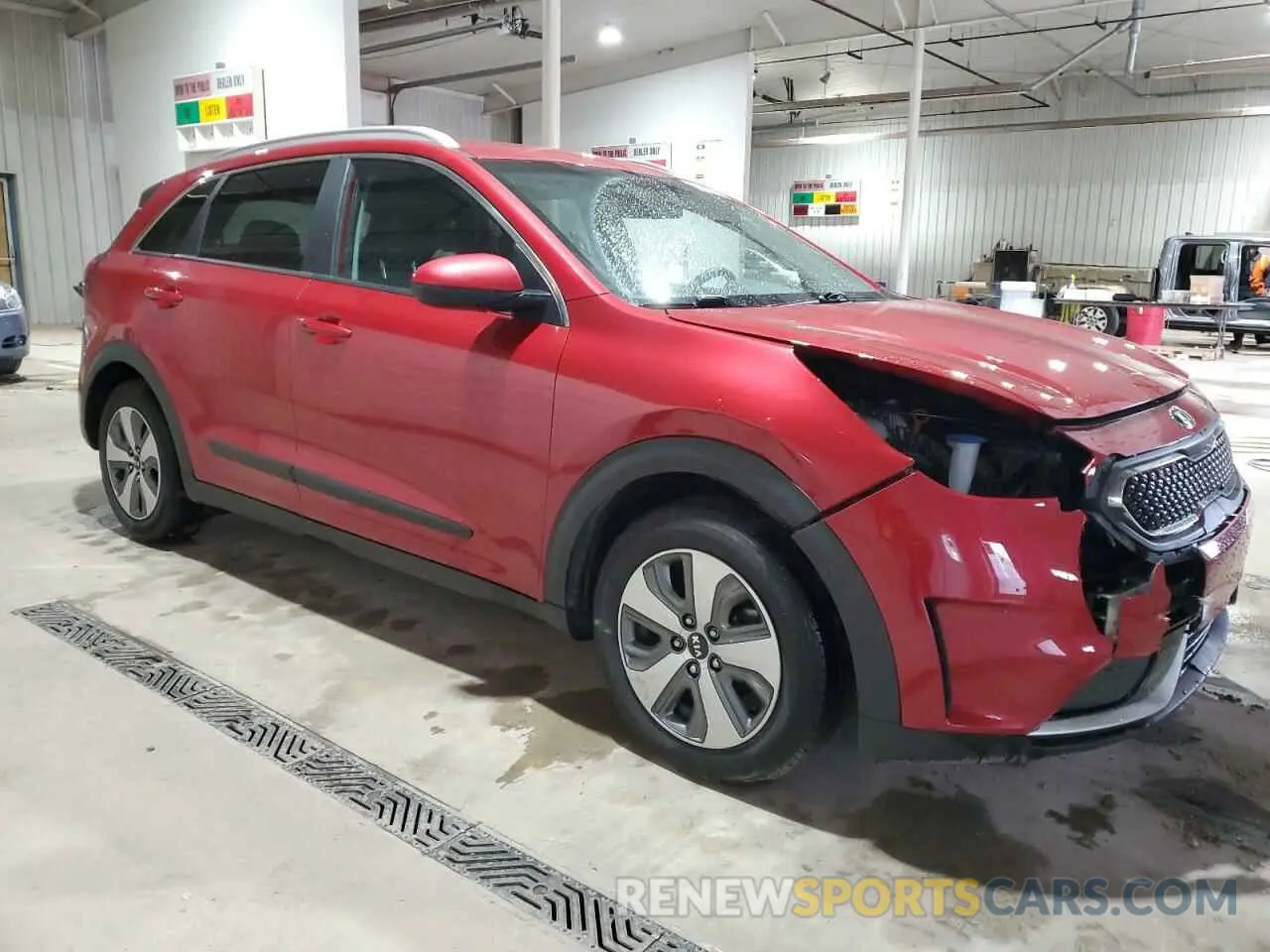 4 fotografías del automóvil dañado KNDCB3LC3K5249123 KIA NIRO 2019