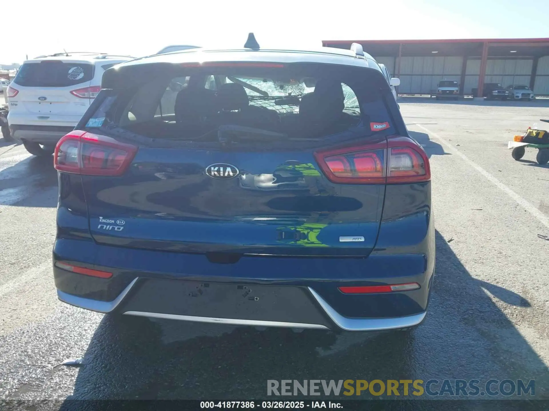 16 fotografías del automóvil dañado KNDCB3LC3K5256718 KIA NIRO 2019