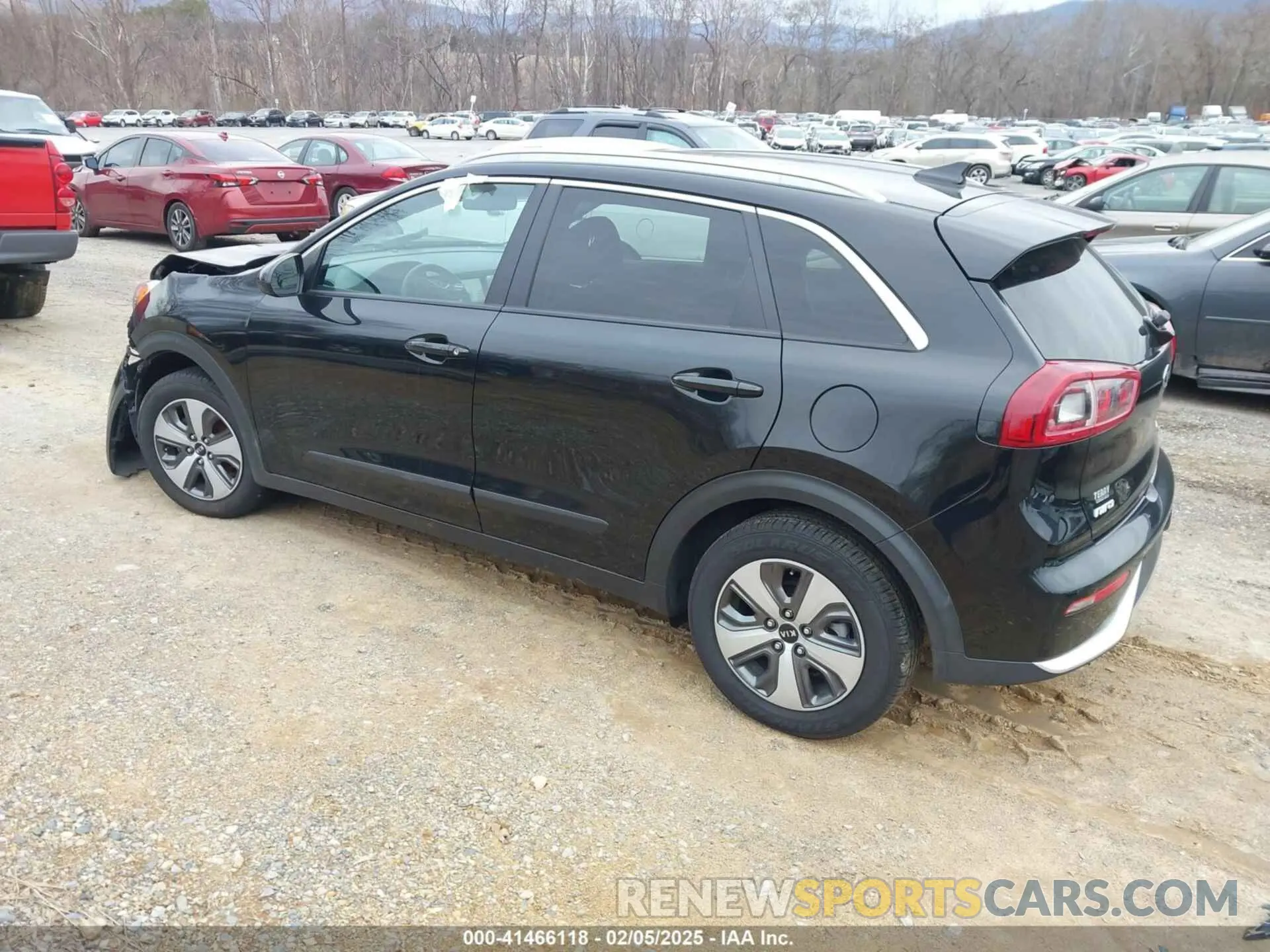 3 fotografías del automóvil dañado KNDCB3LC4K5326047 KIA NIRO 2019