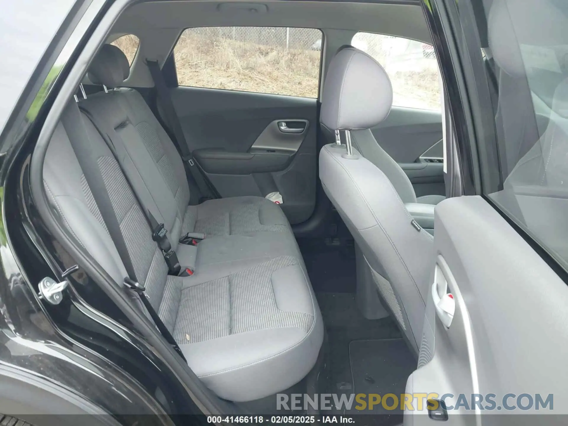 8 fotografías del automóvil dañado KNDCB3LC4K5326047 KIA NIRO 2019