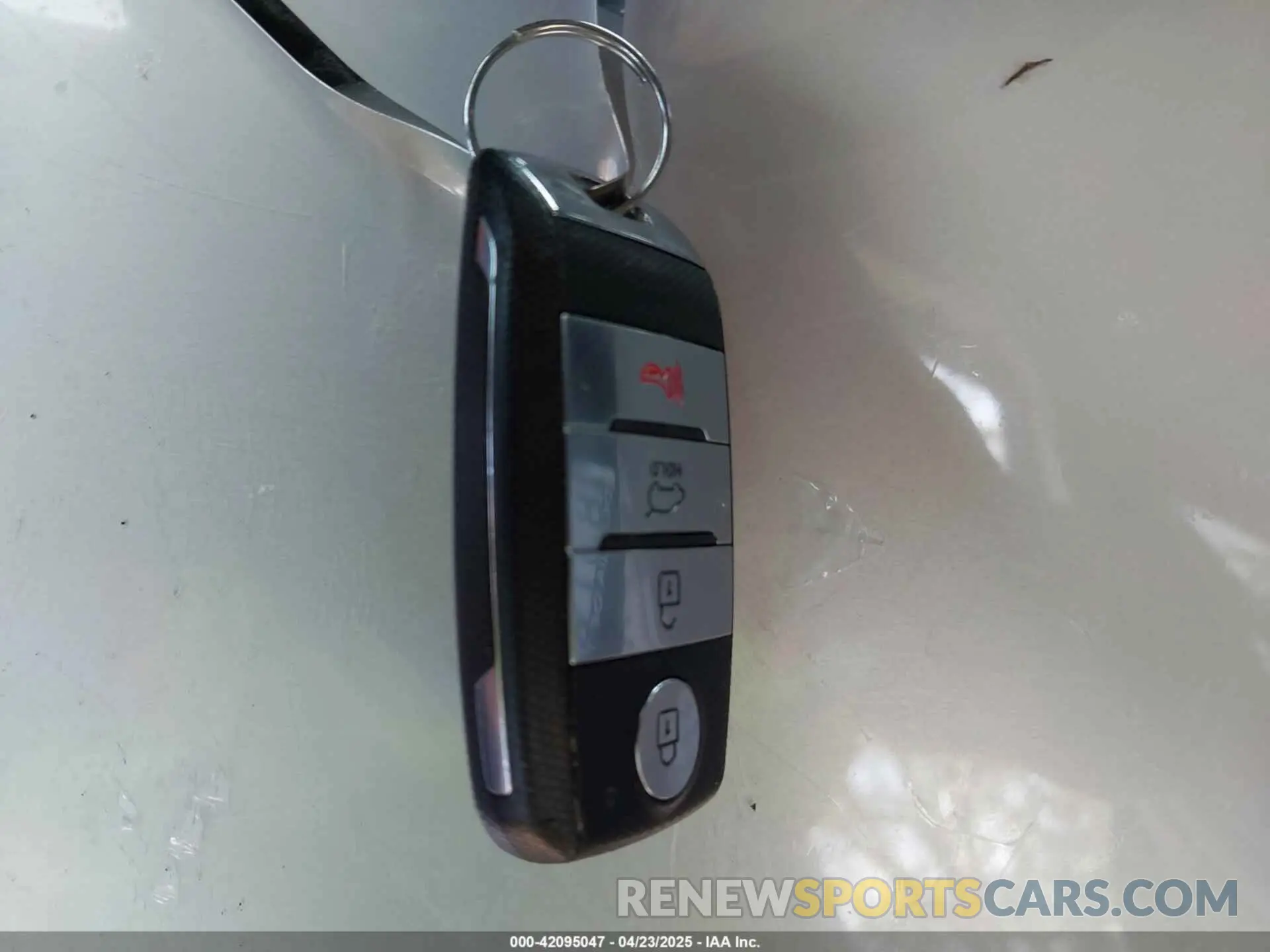 11 fotografías del automóvil dañado KNDCB3LC5K5252590 KIA NIRO 2019