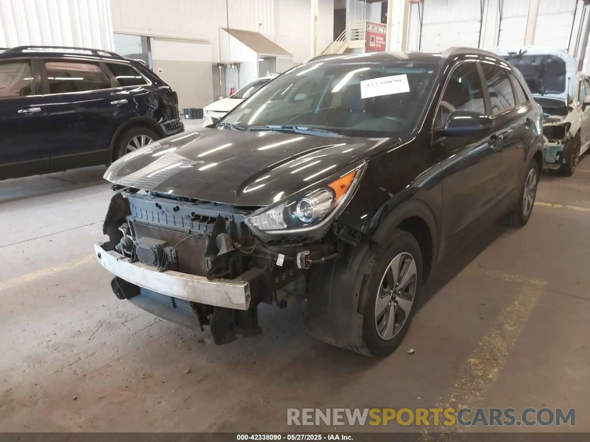 6 fotografías del automóvil dañado KNDCB3LC6K5252775 KIA NIRO 2019