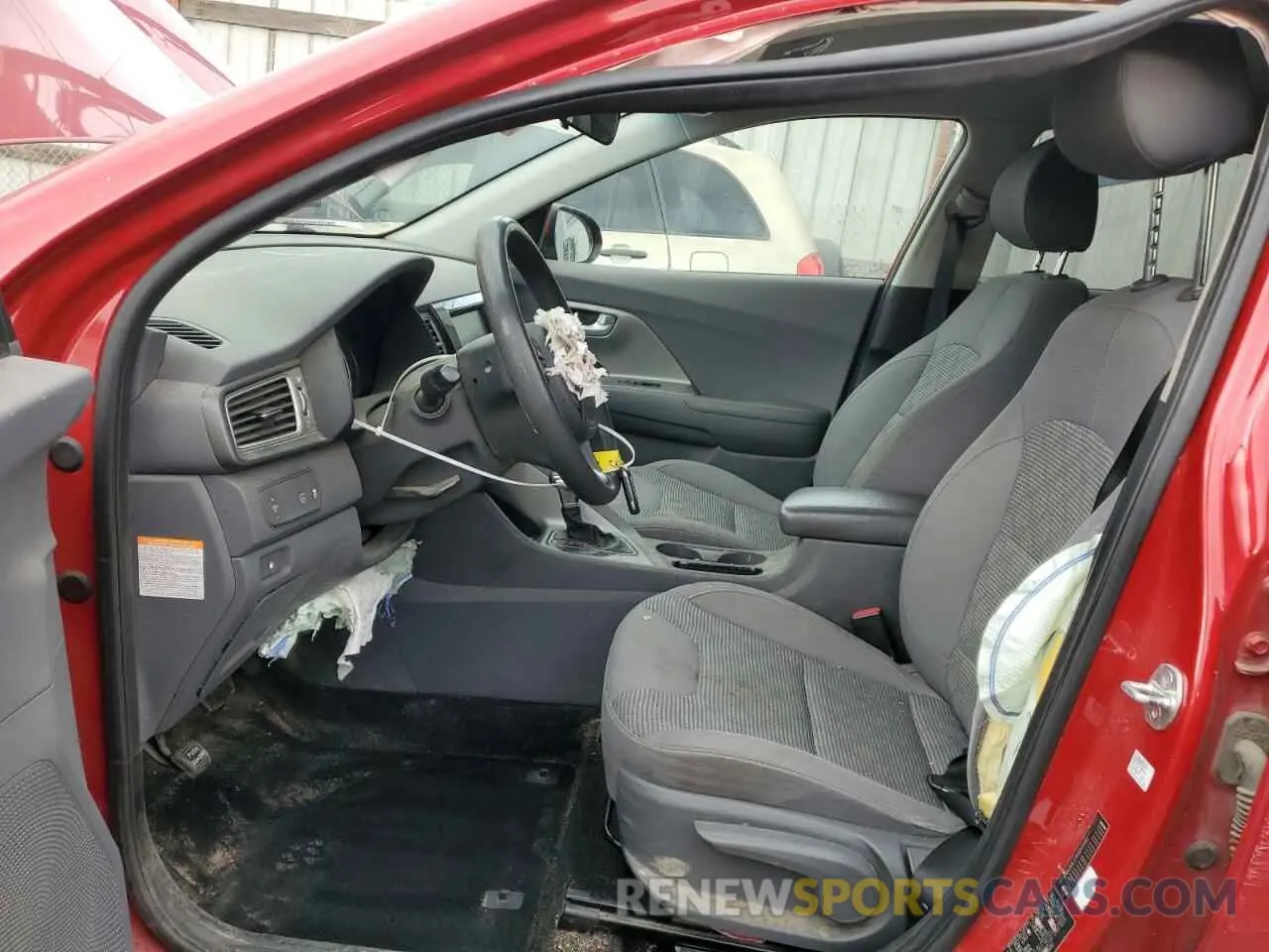 7 fotografías del automóvil dañado KNDCB3LC7K5243082 KIA NIRO 2019