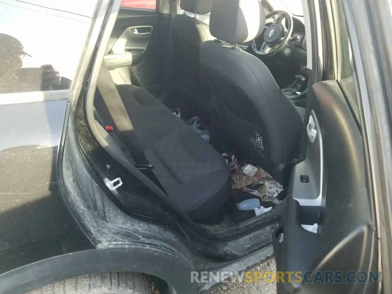 10 fotografías del automóvil dañado KNDCB3LC7K5257225 KIA NIRO 2019