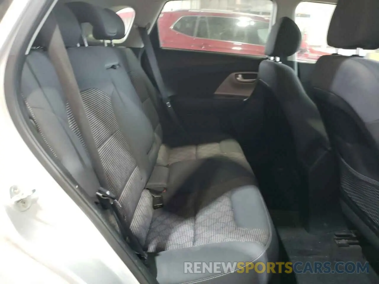 11 fotografías del automóvil dañado KNDCB3LC8K5223097 KIA NIRO 2019