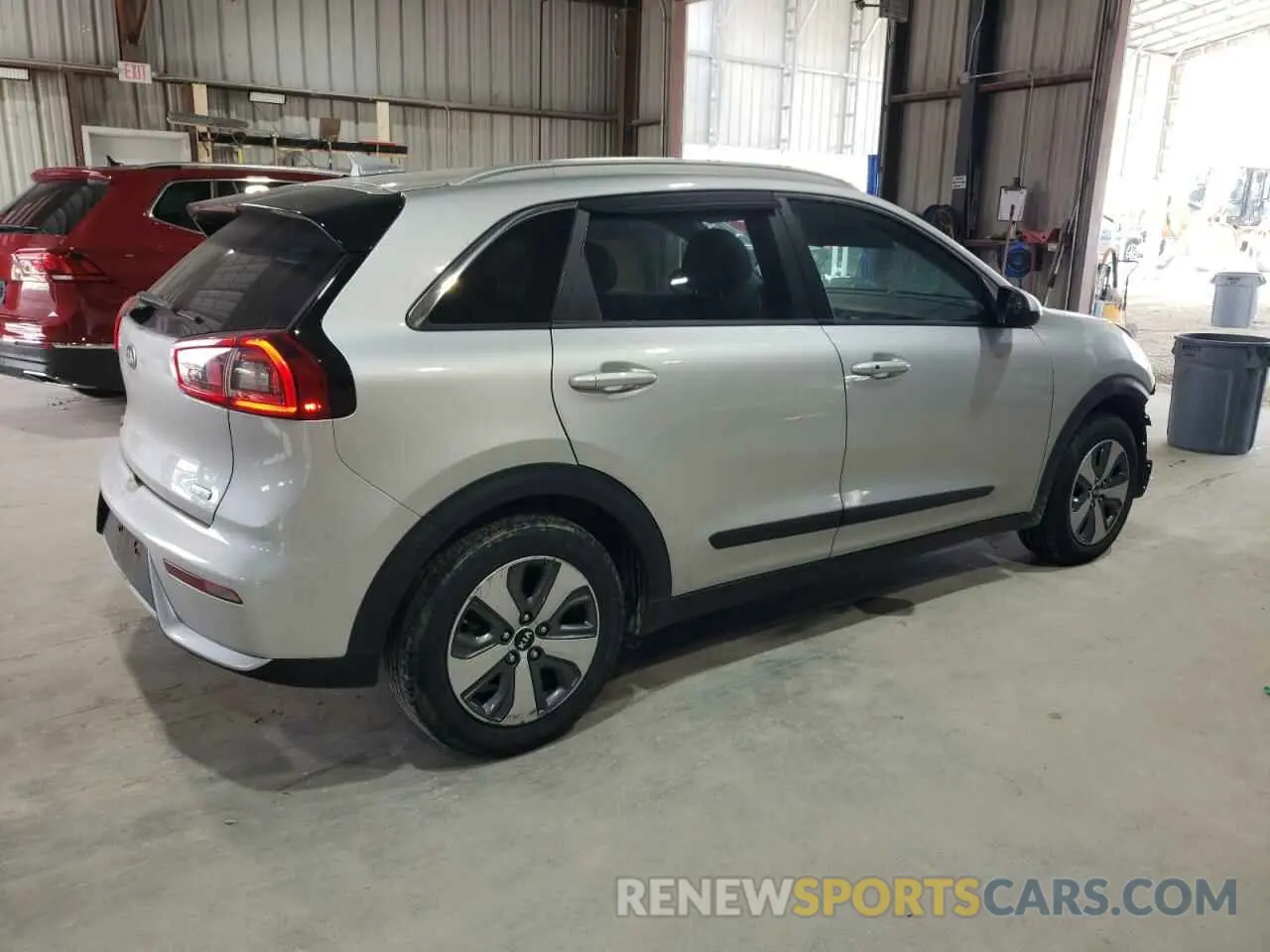 3 fotografías del automóvil dañado KNDCB3LC8K5223097 KIA NIRO 2019