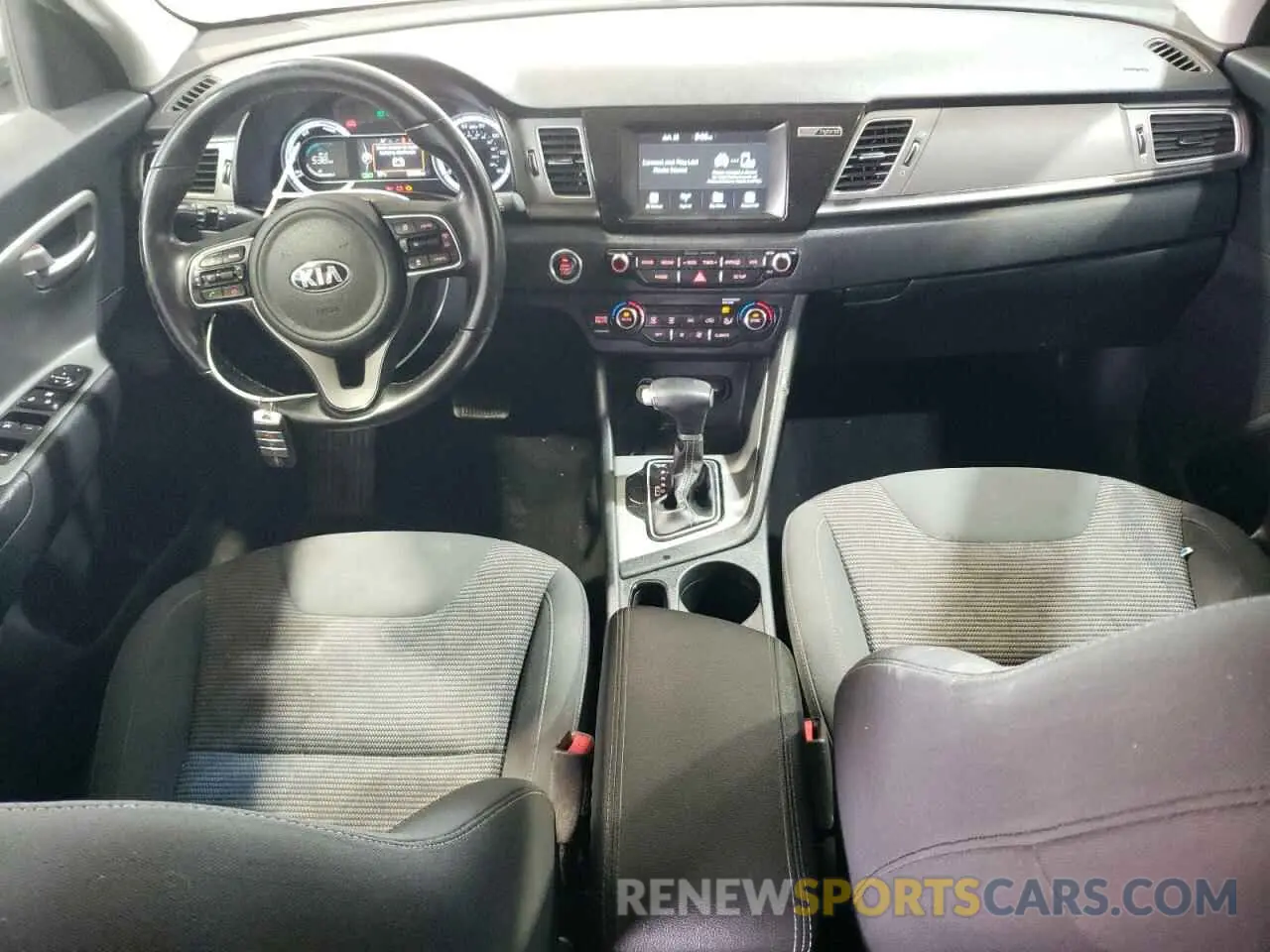 8 fotografías del automóvil dañado KNDCB3LC8K5223097 KIA NIRO 2019