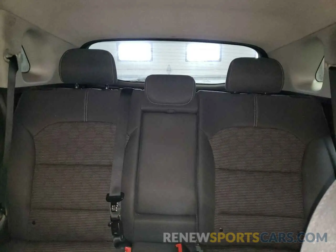 10 fotografías del automóvil dañado KNDCB3LC8K5335589 KIA NIRO 2019