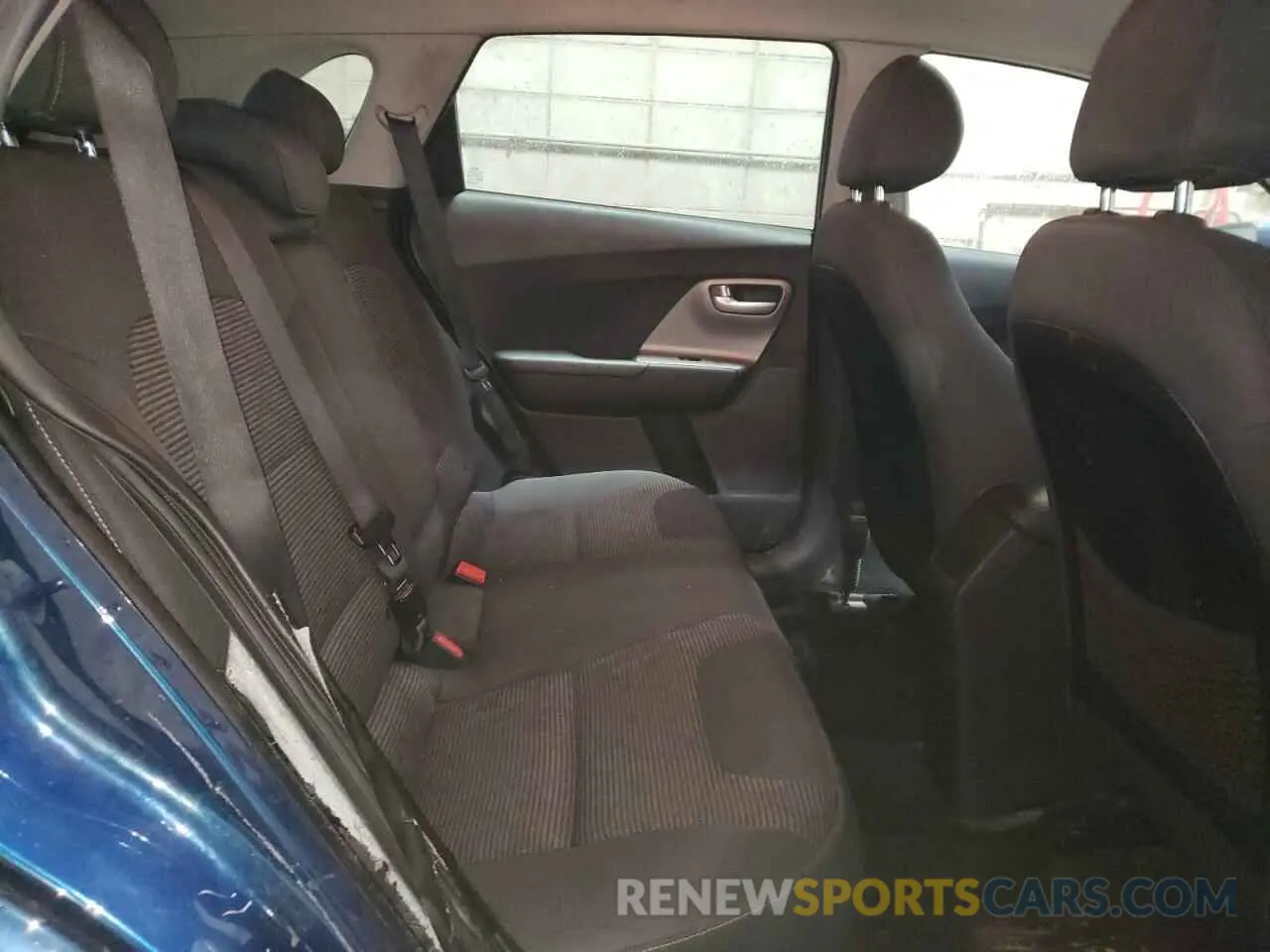 11 fotografías del automóvil dañado KNDCB3LC8K5335589 KIA NIRO 2019
