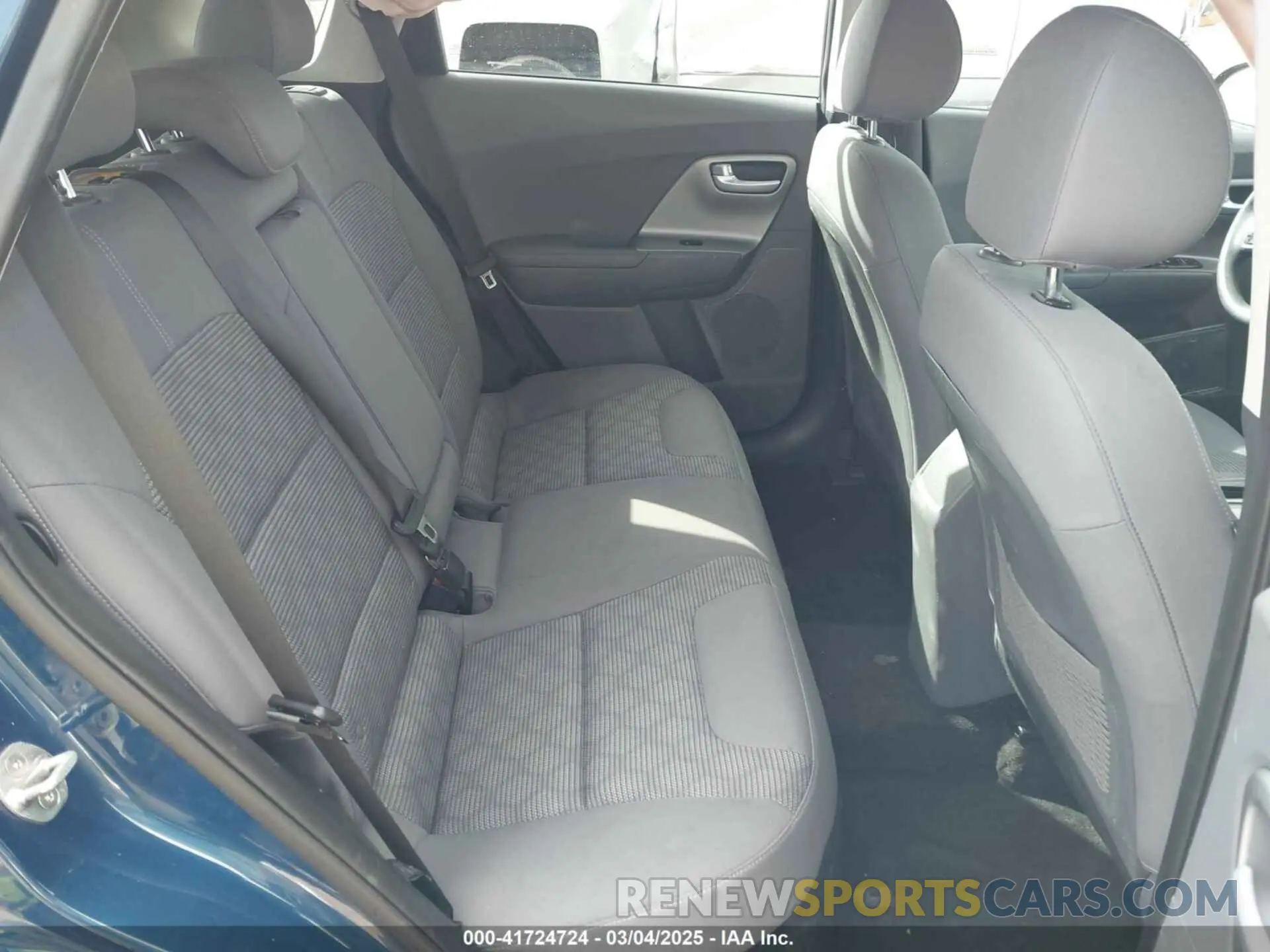 7 fotografías del automóvil dañado KNDCB3LCXK5248552 KIA NIRO 2019