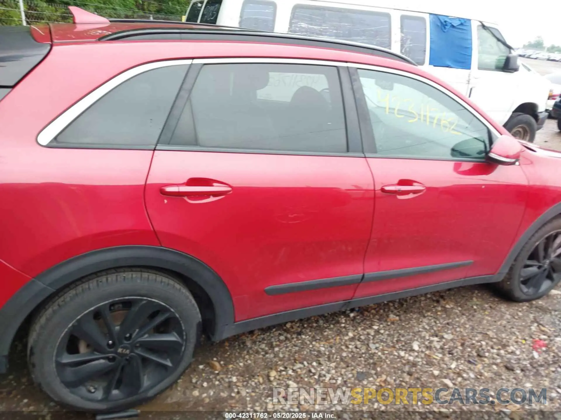 13 fotografías del automóvil dañado KNDCC3LC1K5262689 KIA NIRO 2019