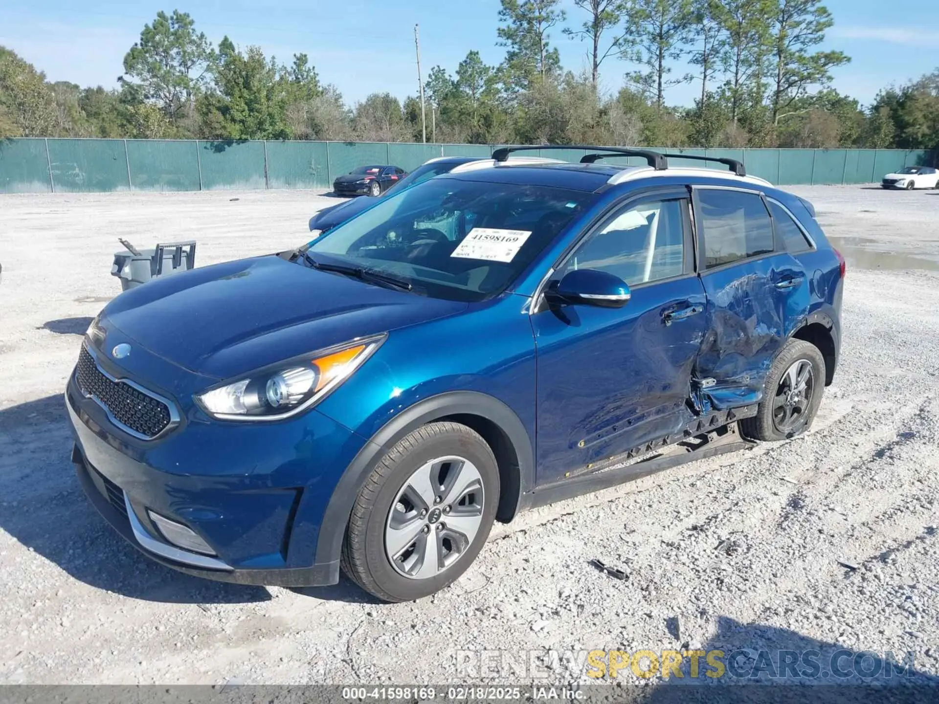2 fotografías del automóvil dañado KNDCC3LC2K5265519 KIA NIRO 2019