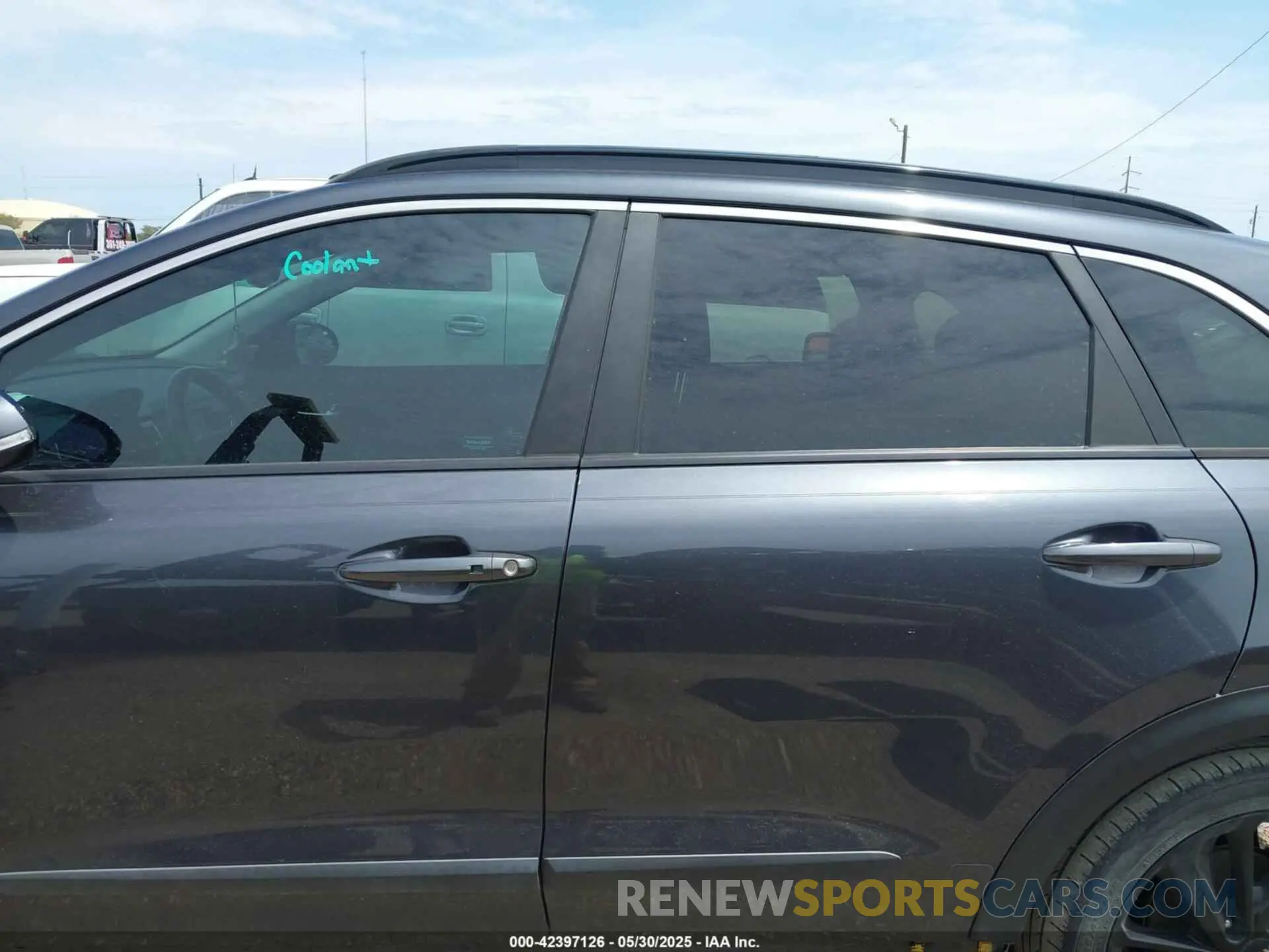 13 fotografías del automóvil dañado KNDCC3LC3K5218421 KIA NIRO 2019