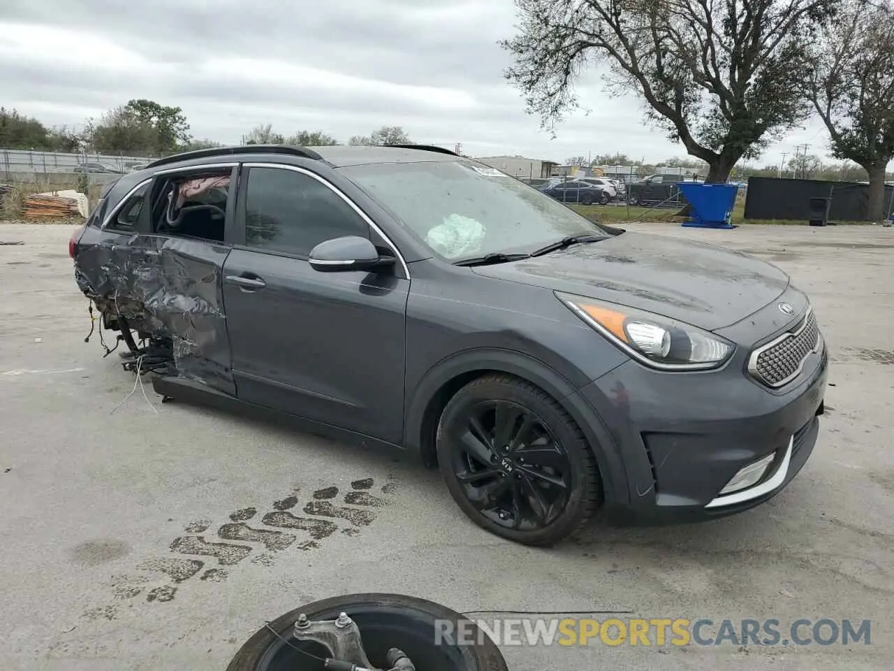 4 fotografías del automóvil dañado KNDCC3LC4K5222283 KIA NIRO 2019