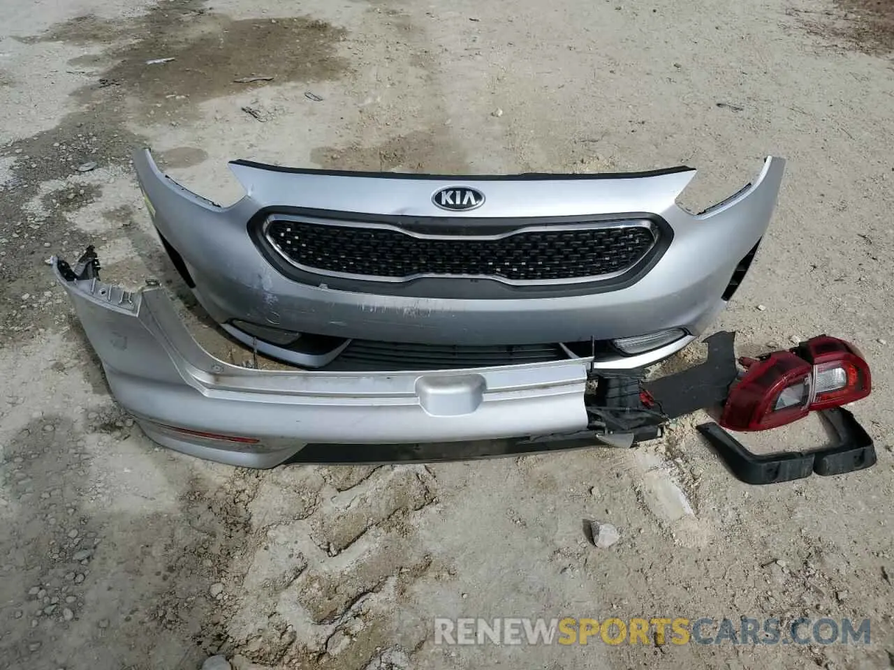 13 fotografías del automóvil dañado KNDCC3LC5K5303986 KIA NIRO 2019