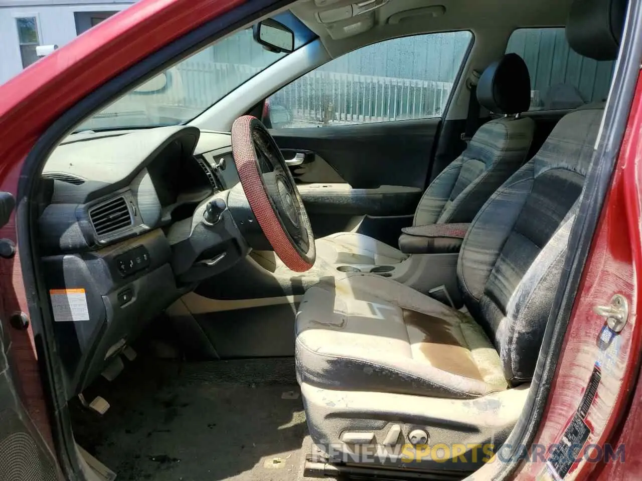 7 fotografías del automóvil dañado KNDCC3LC7K5231236 KIA NIRO 2019