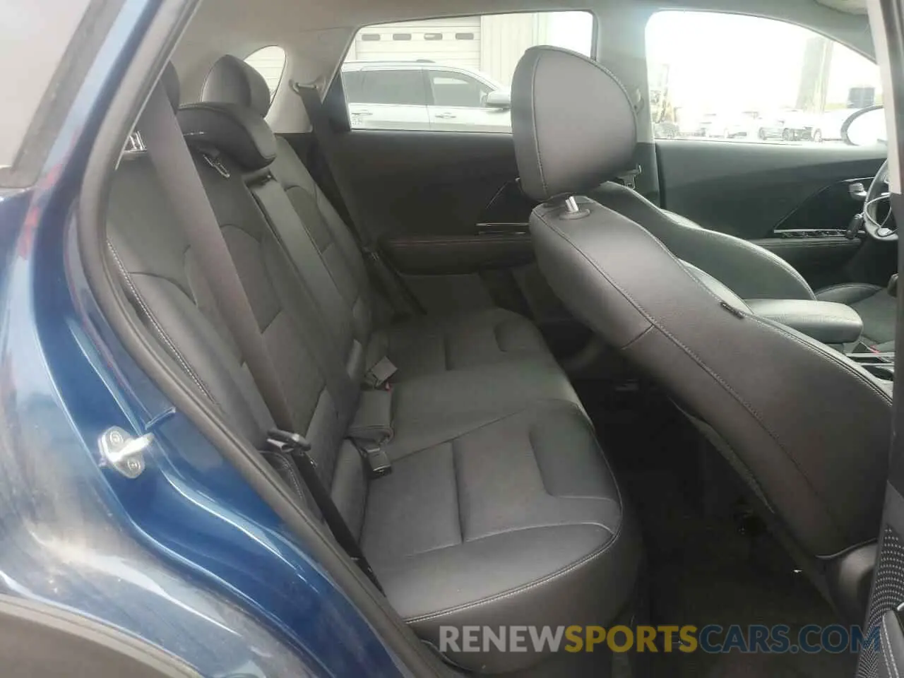 11 fotografías del automóvil dañado KNDCC3LC8K5303822 KIA NIRO 2019