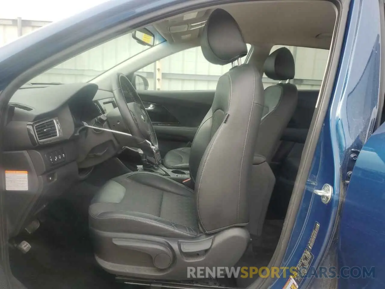 7 fotografías del automóvil dañado KNDCC3LC8K5303822 KIA NIRO 2019