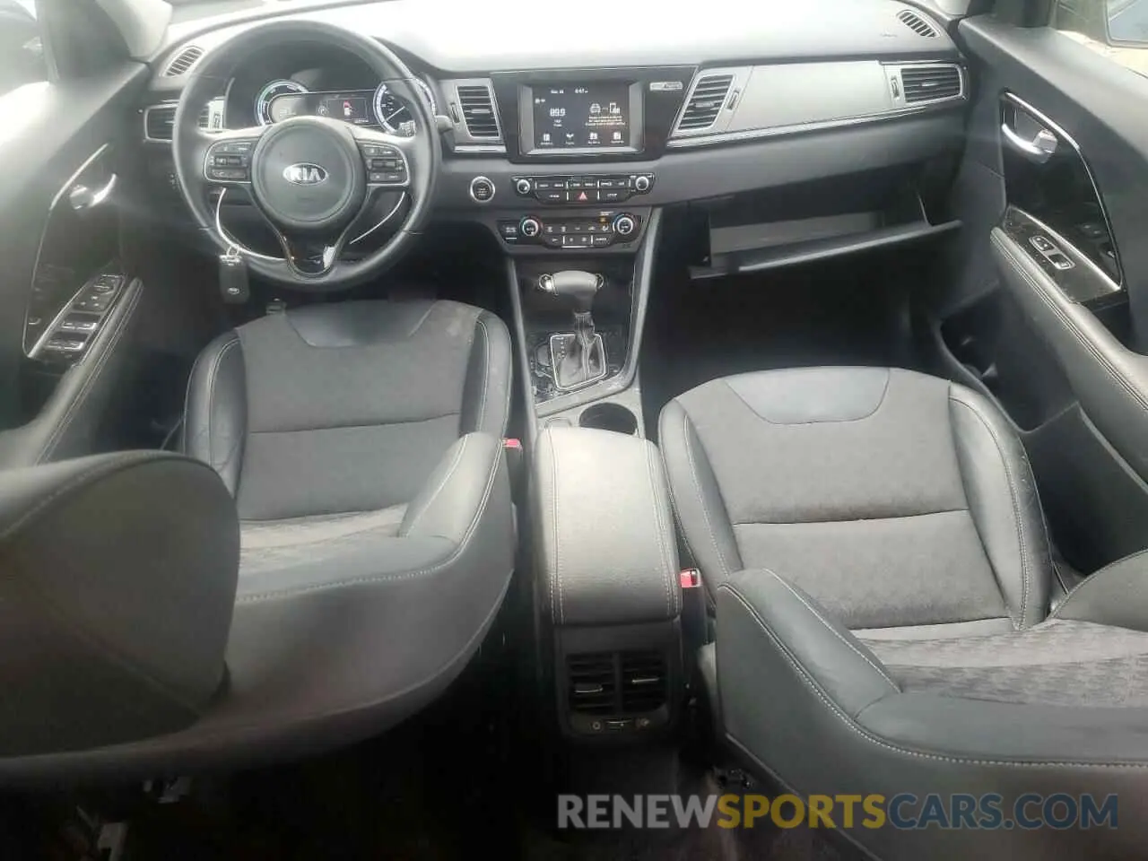 8 fotografías del automóvil dañado KNDCC3LC8K5303822 KIA NIRO 2019