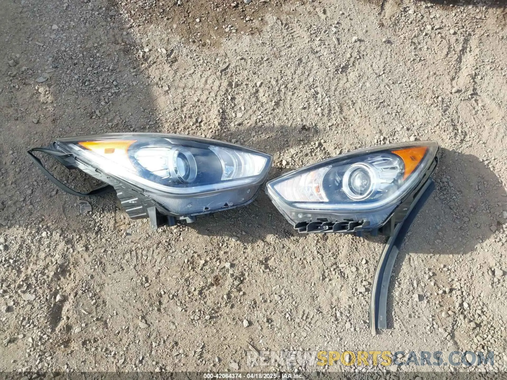12 fotografías del automóvil dañado KNDCC3LC8K5351854 KIA NIRO 2019