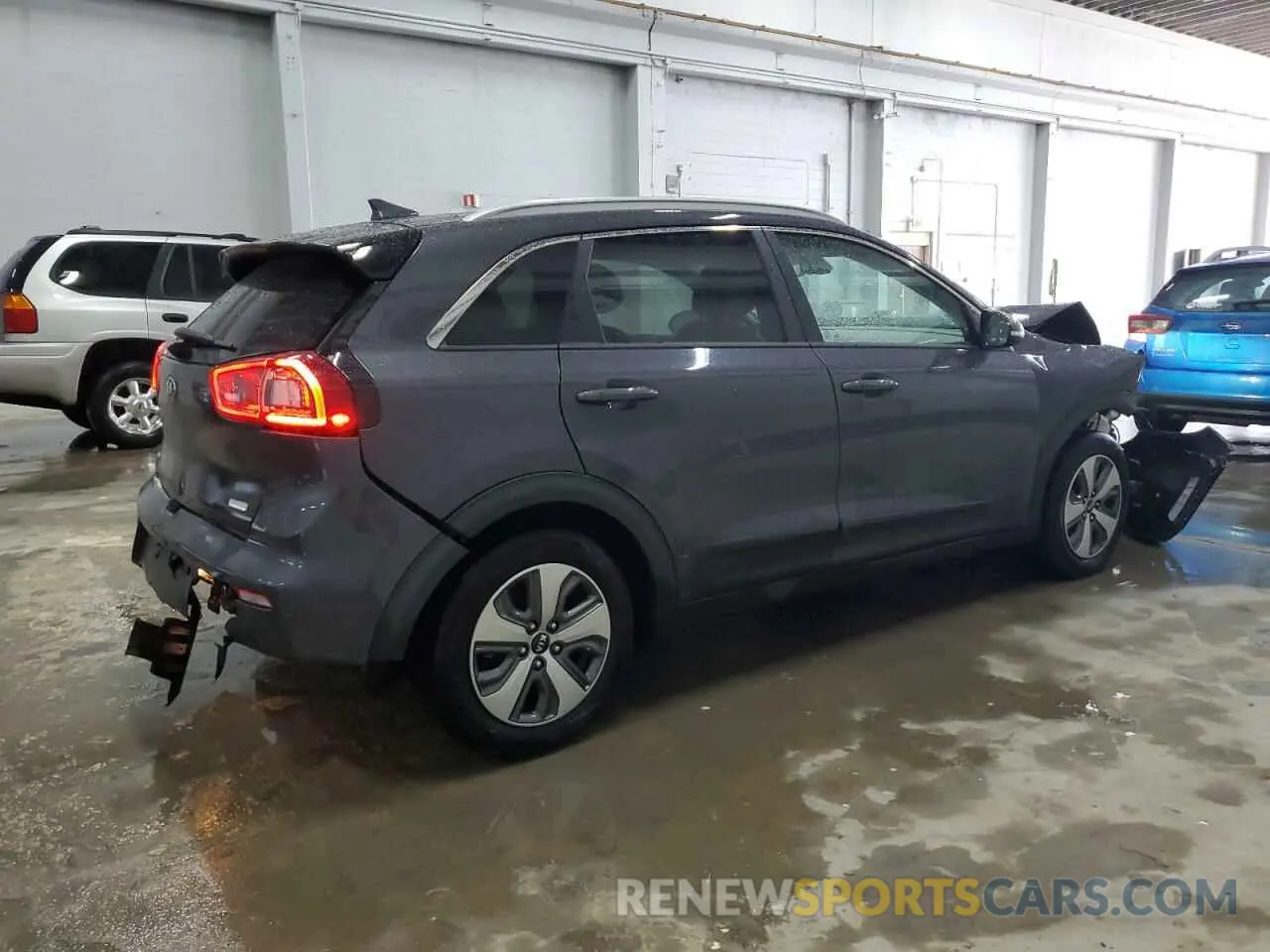 3 fotografías del automóvil dañado KNDCC3LD1K5325511 KIA NIRO 2019
