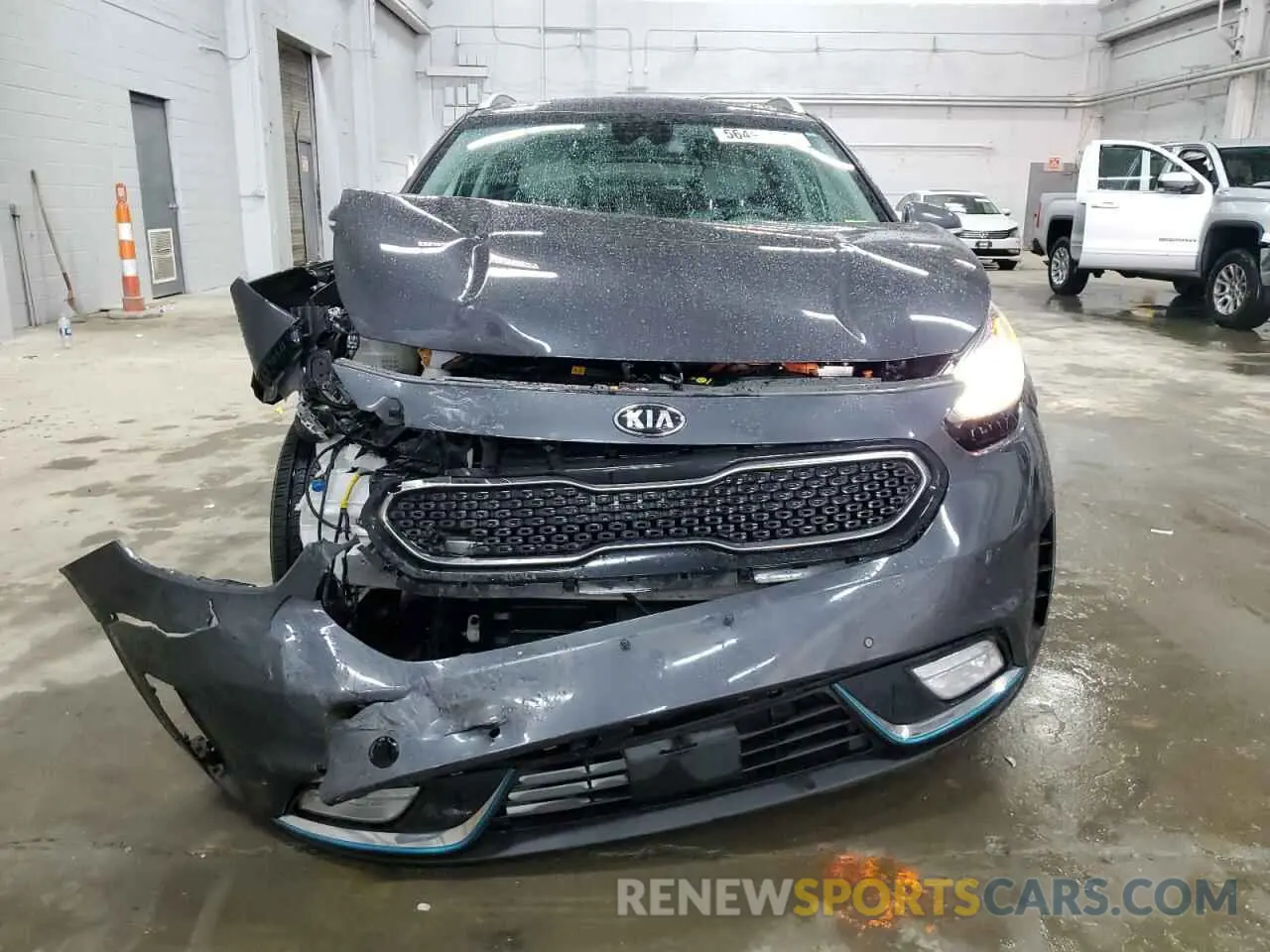 5 fotografías del automóvil dañado KNDCC3LD1K5325511 KIA NIRO 2019