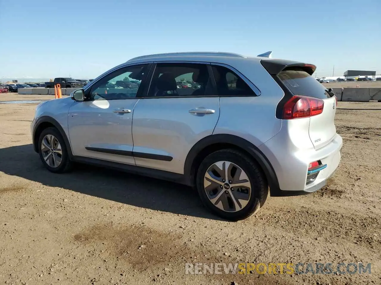 2 fotografías del automóvil dañado KNDCC3LG8K5024177 KIA NIRO 2019