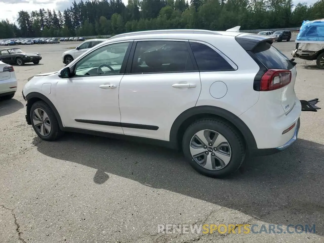2 fotografías del automóvil dañado KNDCD3LD4K5234410 KIA NIRO 2019