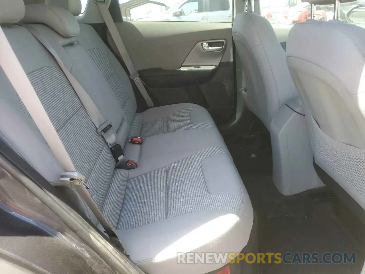 11 fotografías del automóvil dañado KNDCM3LD7K5326028 KIA NIRO 2019