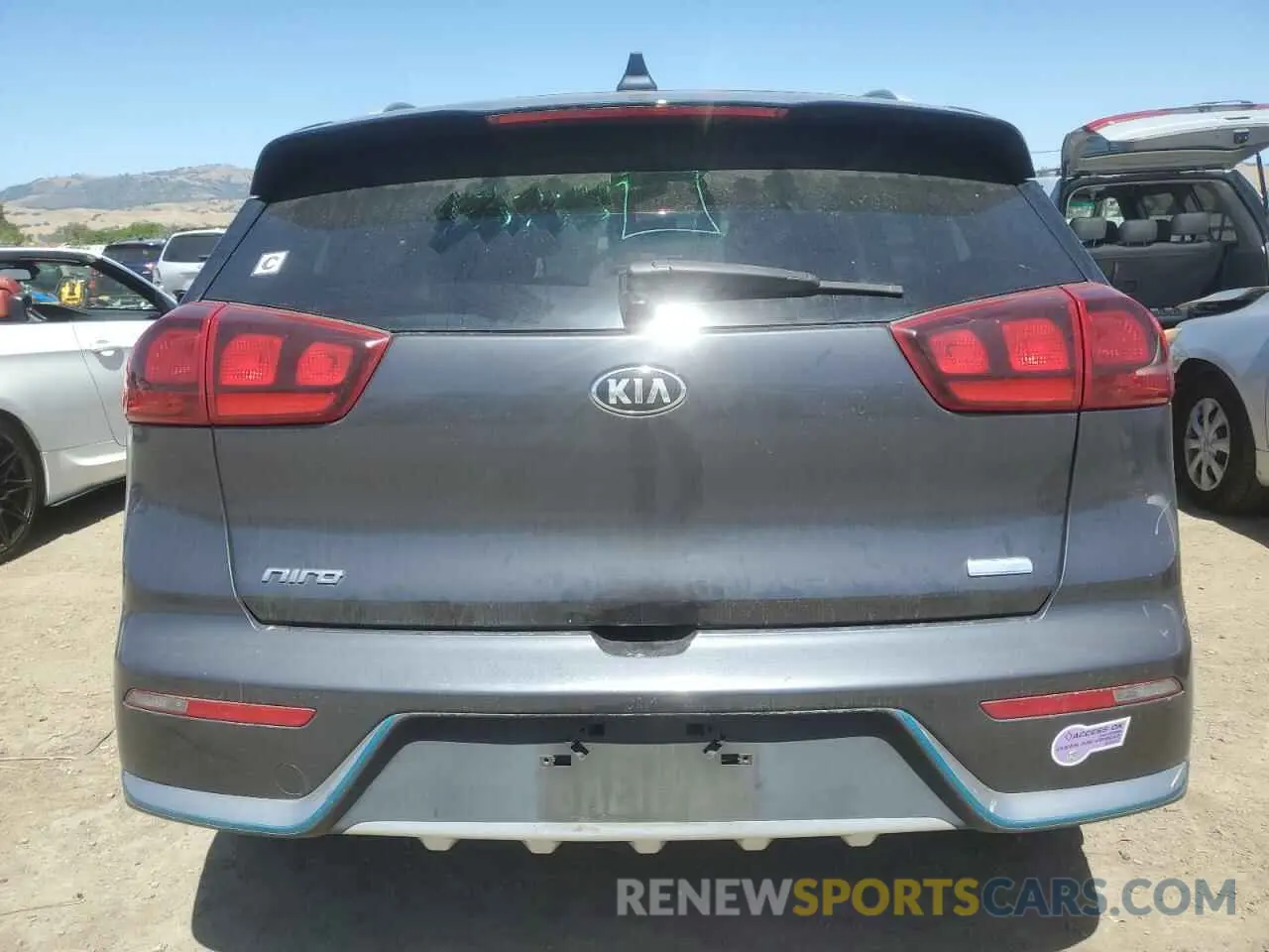 6 fotografías del automóvil dañado KNDCM3LD7K5326028 KIA NIRO 2019