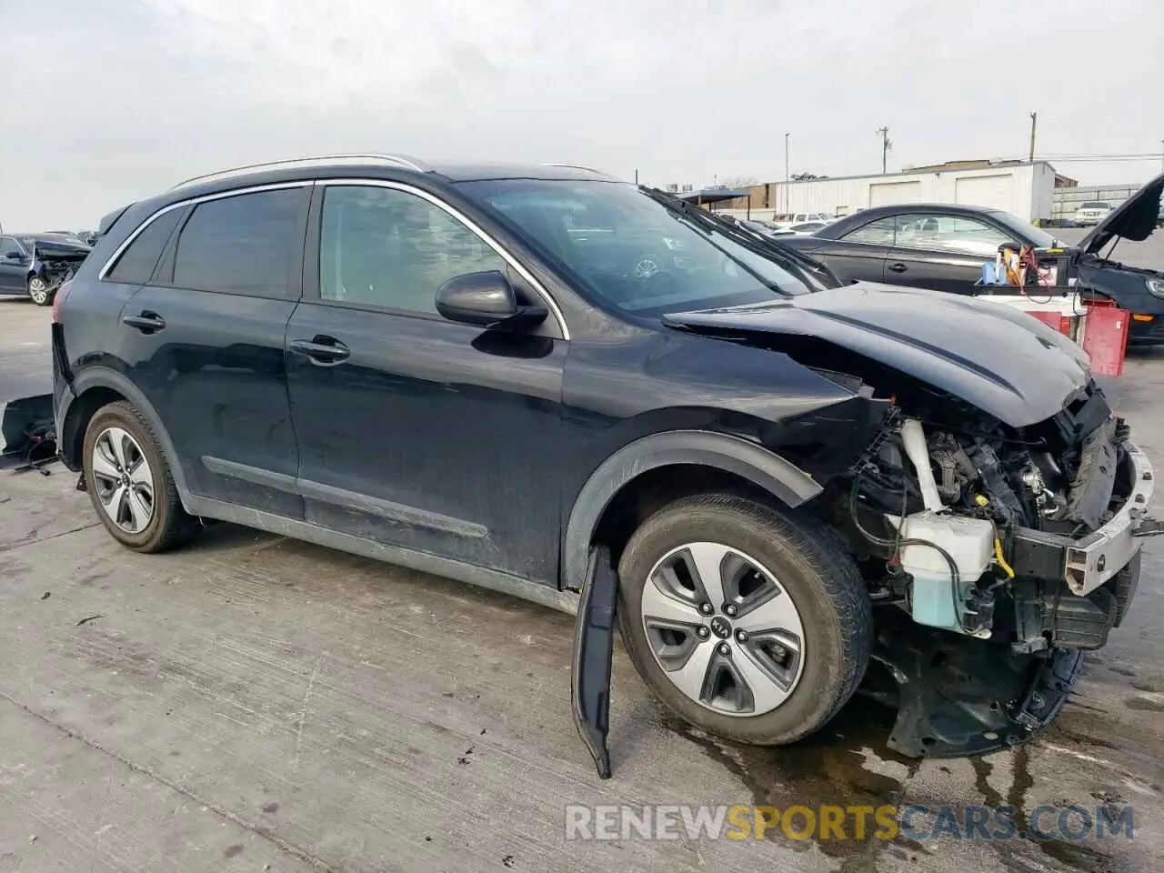 4 fotografías del automóvil dañado KNDCM3LD7K5354427 KIA NIRO 2019