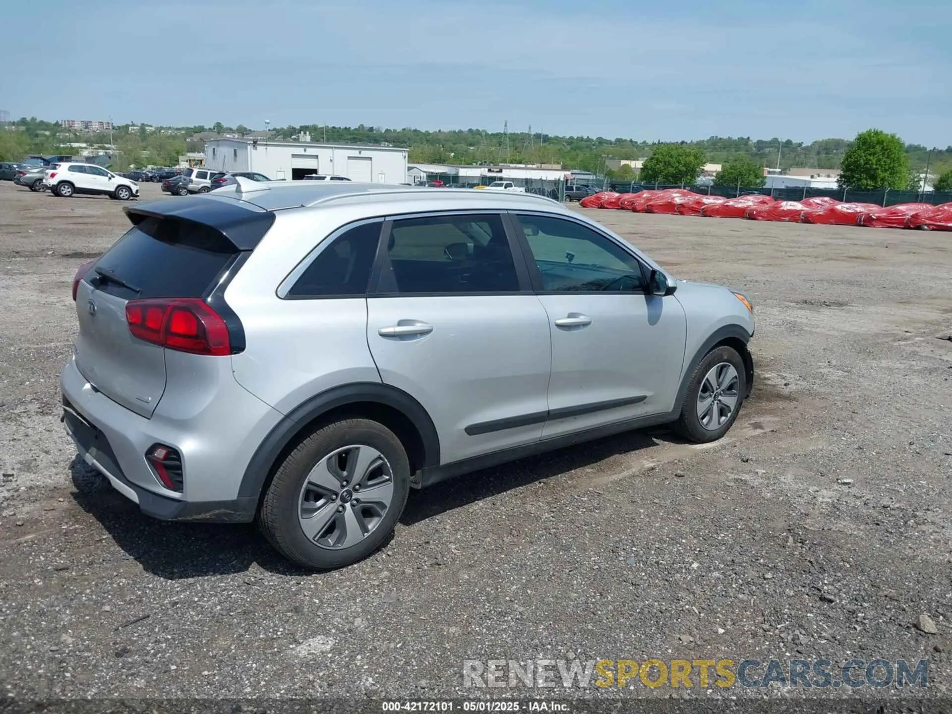 4 fotografías del automóvil dañado KNDCB3LC0L5360696 KIA NIRO 2020