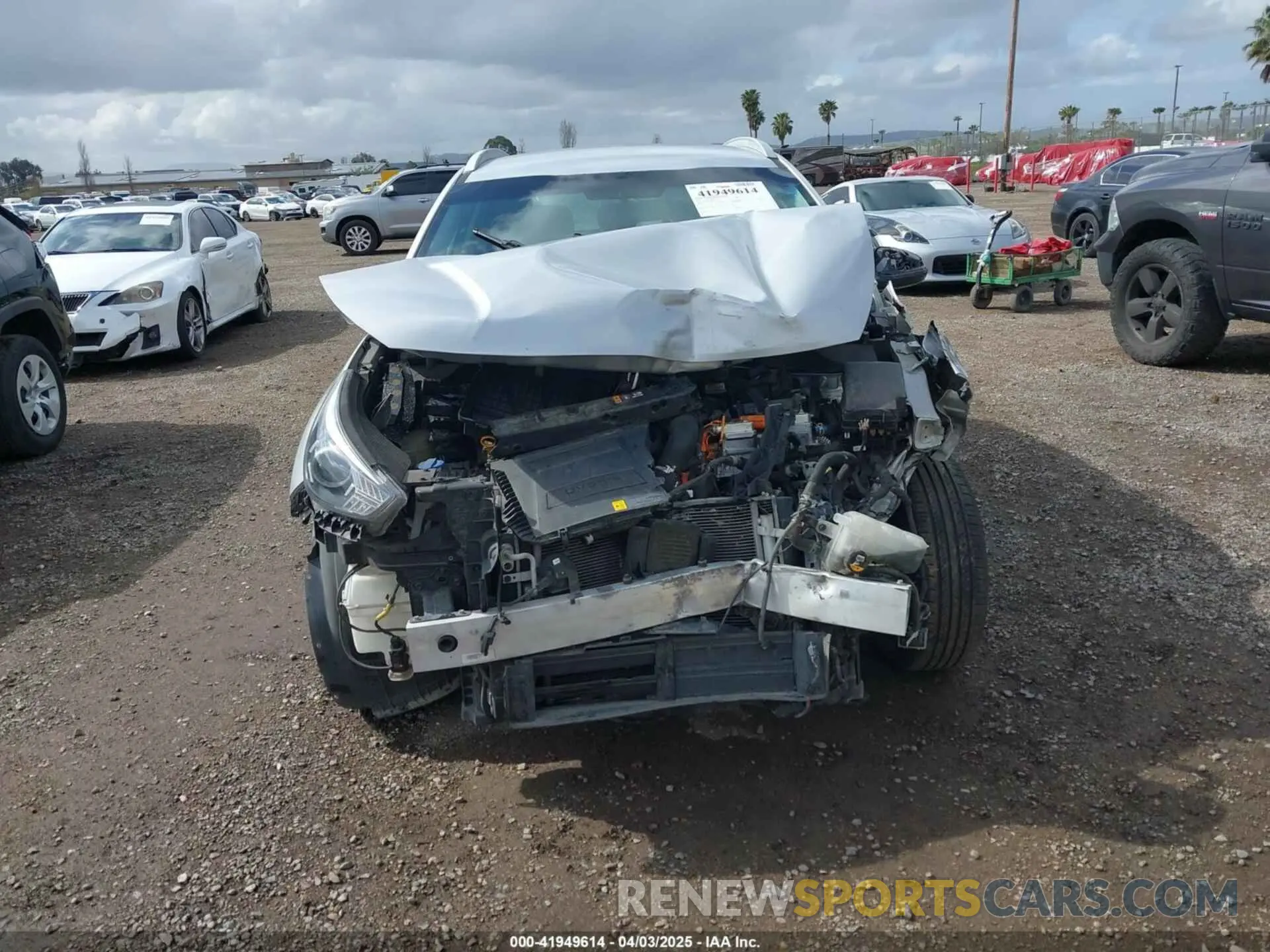 13 fotografías del automóvil dañado KNDCB3LC0L5371441 KIA NIRO 2020