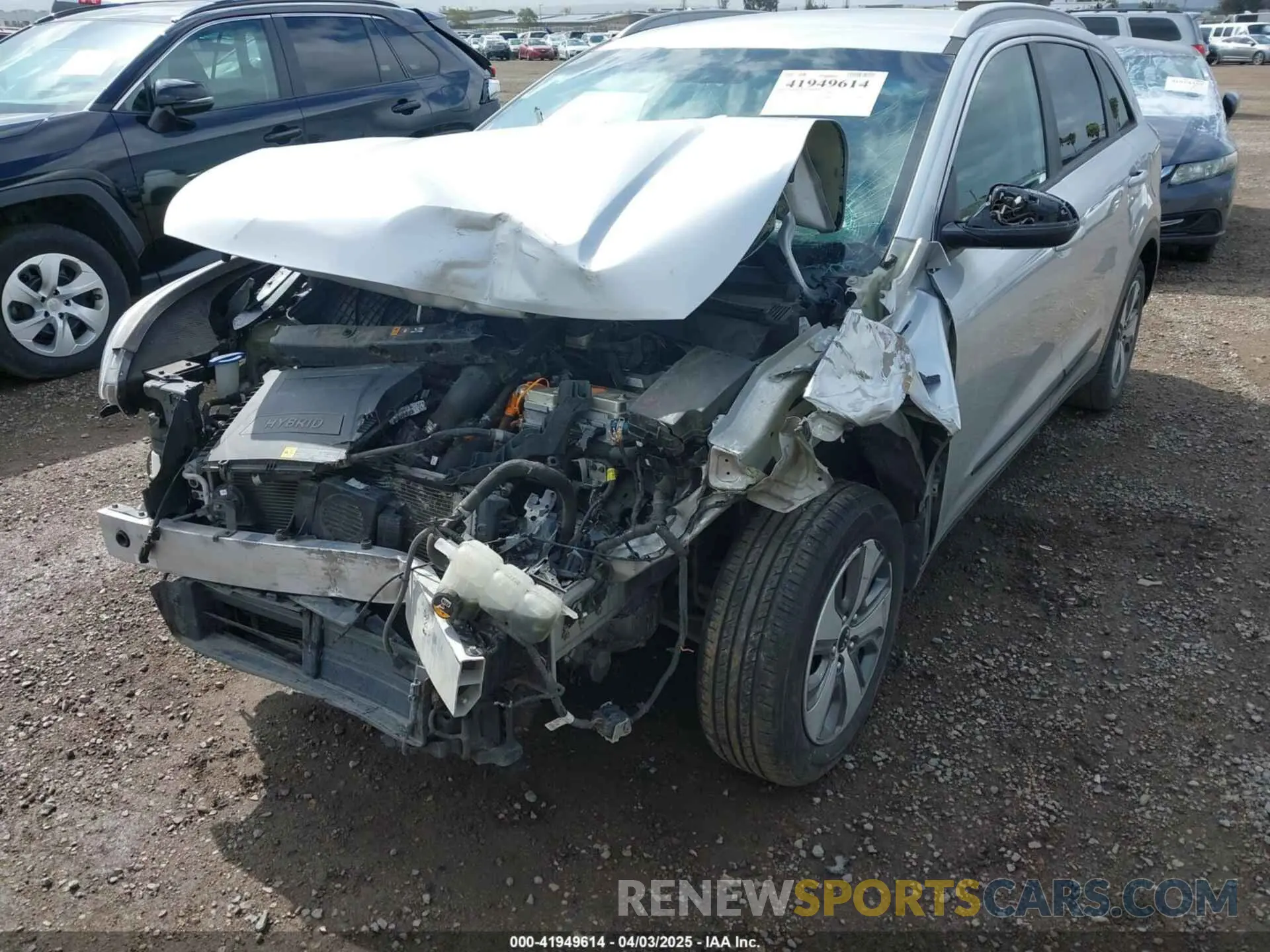 6 fotografías del automóvil dañado KNDCB3LC0L5371441 KIA NIRO 2020