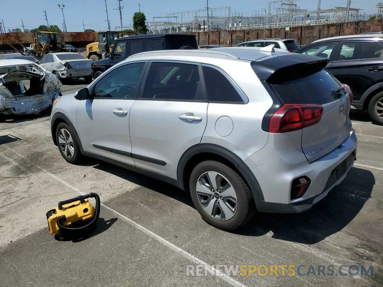 2 fotografías del automóvil dañado KNDCB3LC2L5397412 KIA NIRO 2020