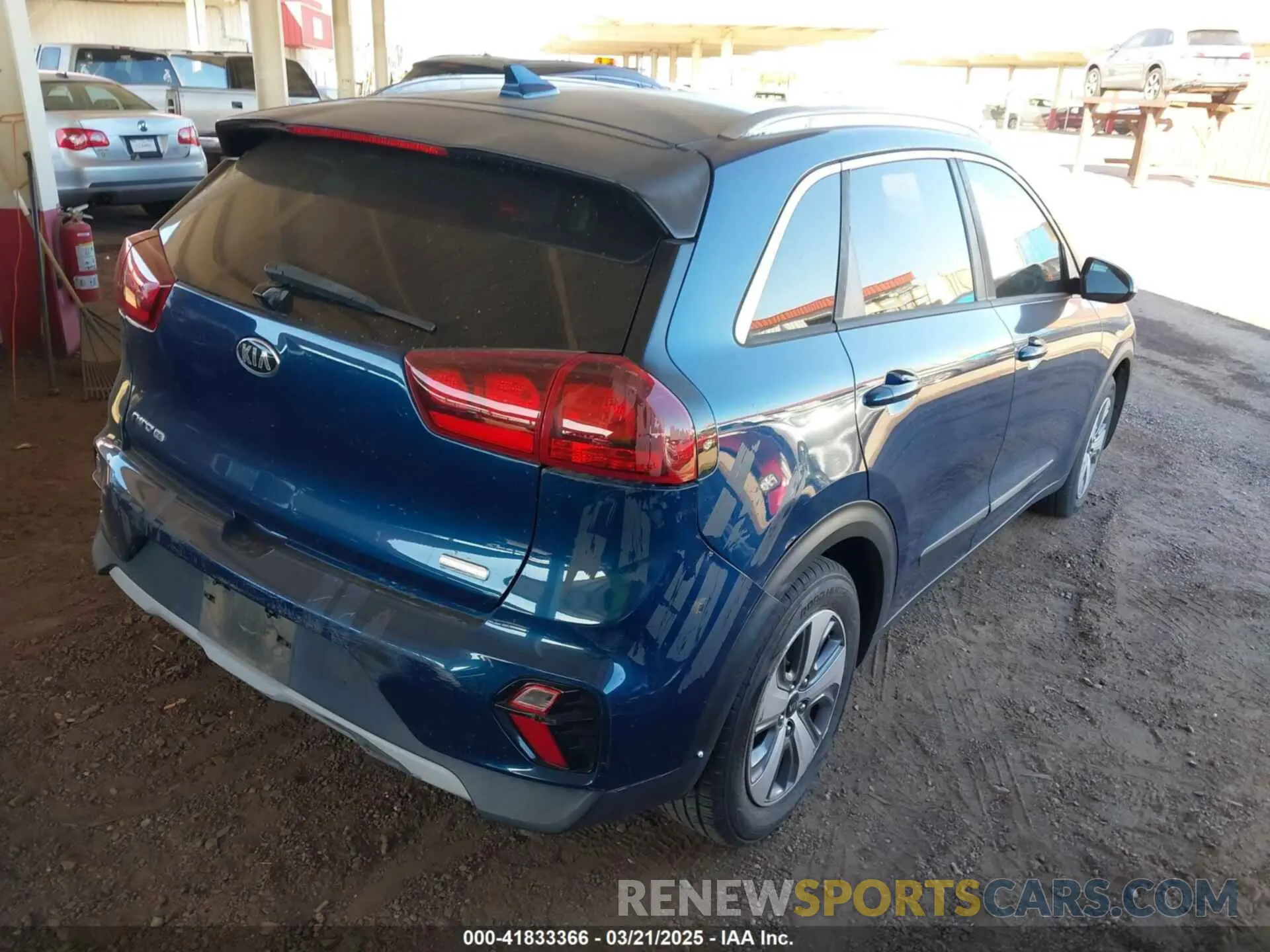 4 fotografías del automóvil dañado KNDCB3LC4L5439787 KIA NIRO 2020
