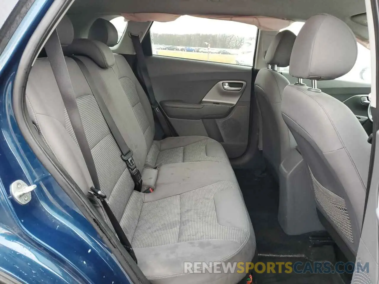 11 fotografías del automóvil dañado KNDCB3LC4L5448019 KIA NIRO 2020