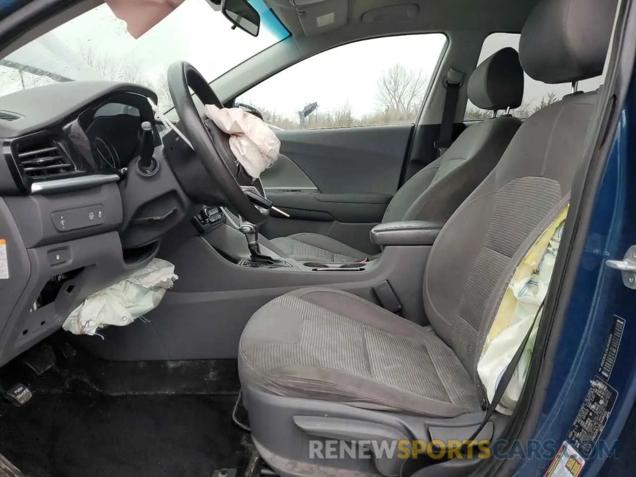 7 fotografías del automóvil dañado KNDCB3LC4L5448019 KIA NIRO 2020