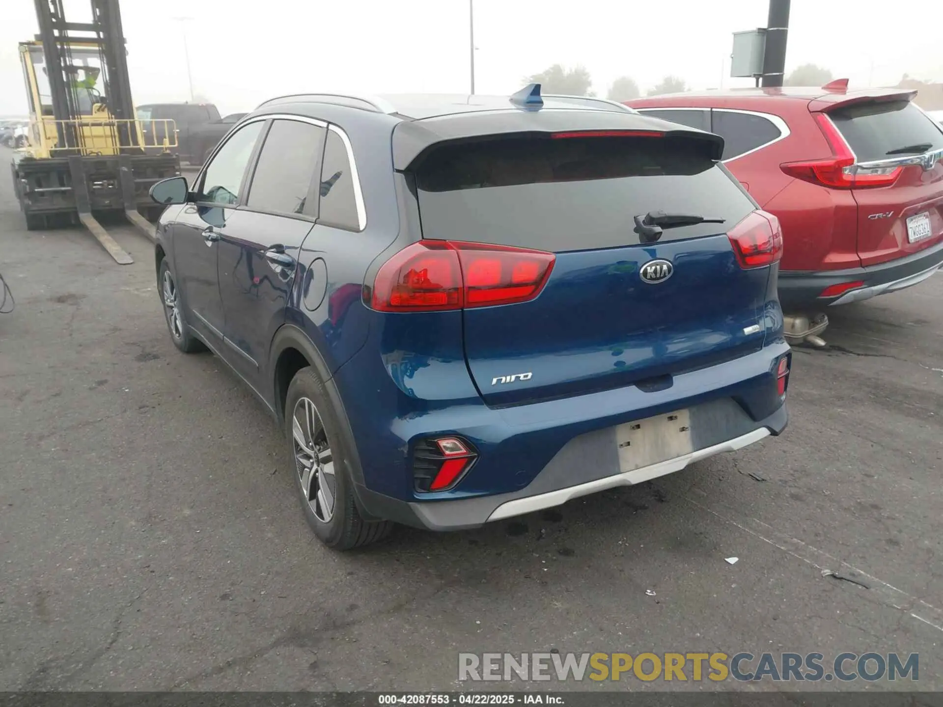 3 fotografías del automóvil dañado KNDCB3LC8L5443129 KIA NIRO 2020