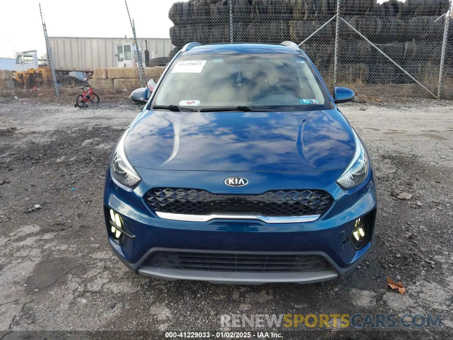 11 fotografías del automóvil dañado KNDCB3LC9L5360907 KIA NIRO 2020