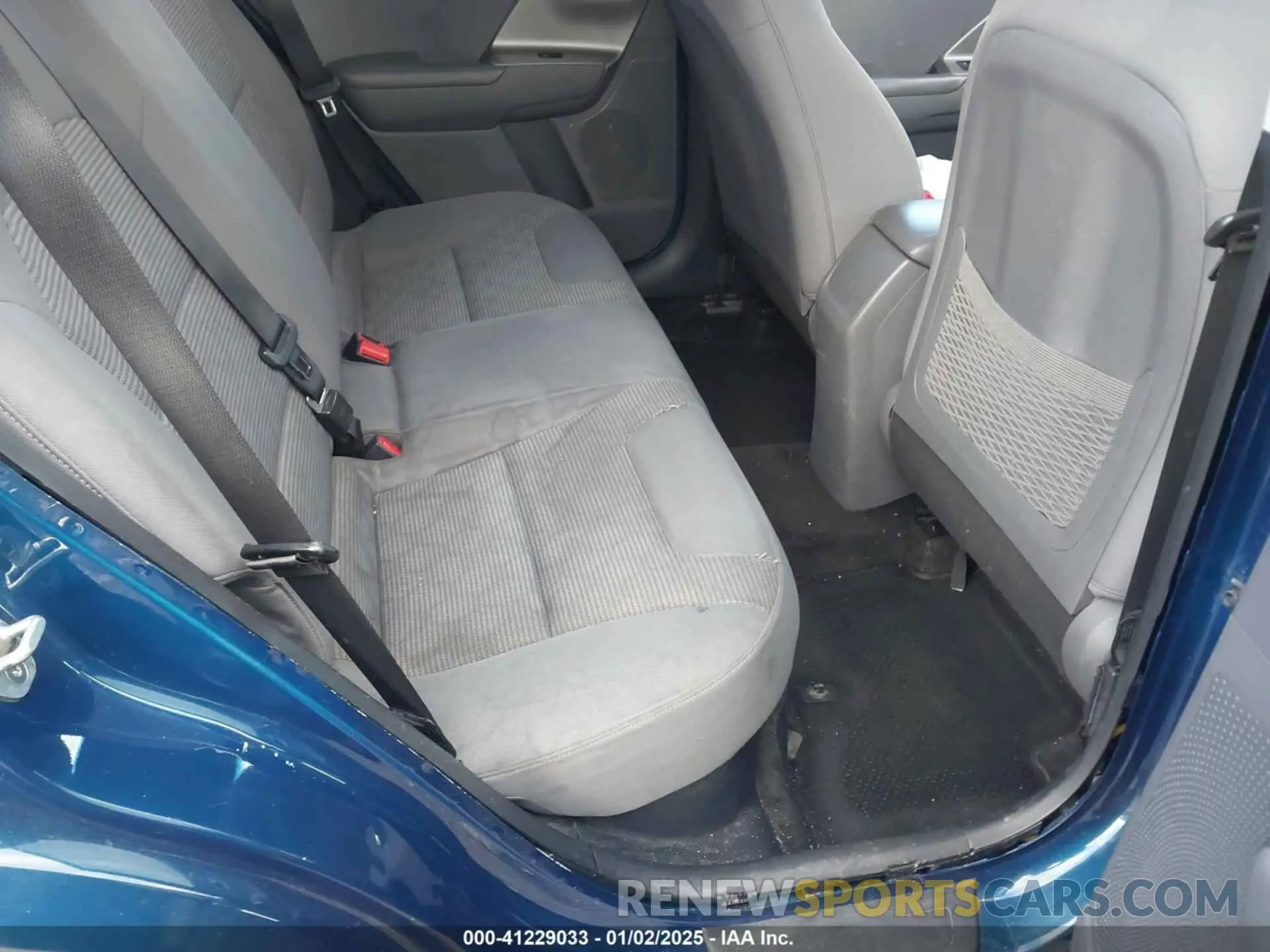 8 fotografías del automóvil dañado KNDCB3LC9L5360907 KIA NIRO 2020