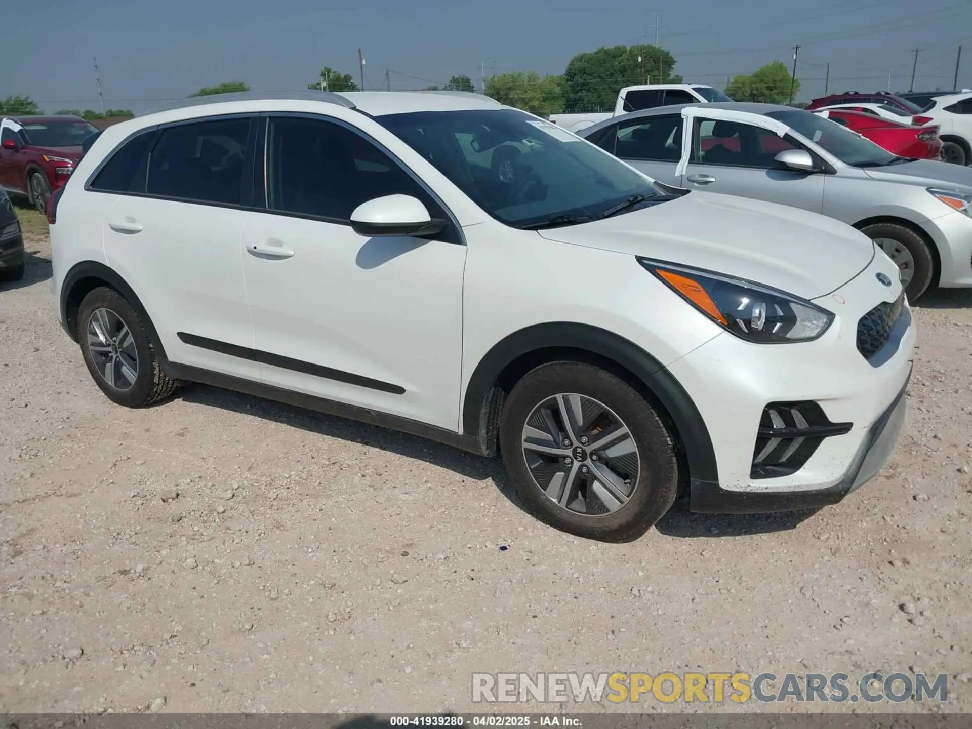 1 fotografías del automóvil dañado KNDCB3LCXL5400184 KIA NIRO 2020