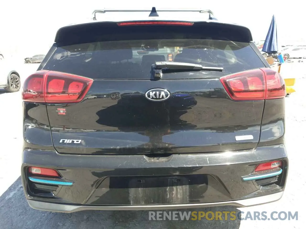 6 fotografías del automóvil dañado KNDCC3LG0L5080972 KIA NIRO 2020